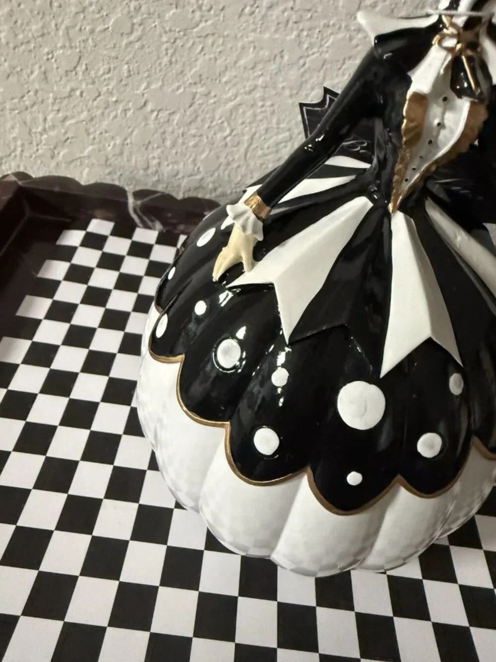 TikTok Bella Lux Halloween Witch Figurine Pumpkin Owl Black Polka Dot 10